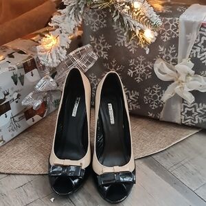 Basicon Black and Cream Peep Toe Heels